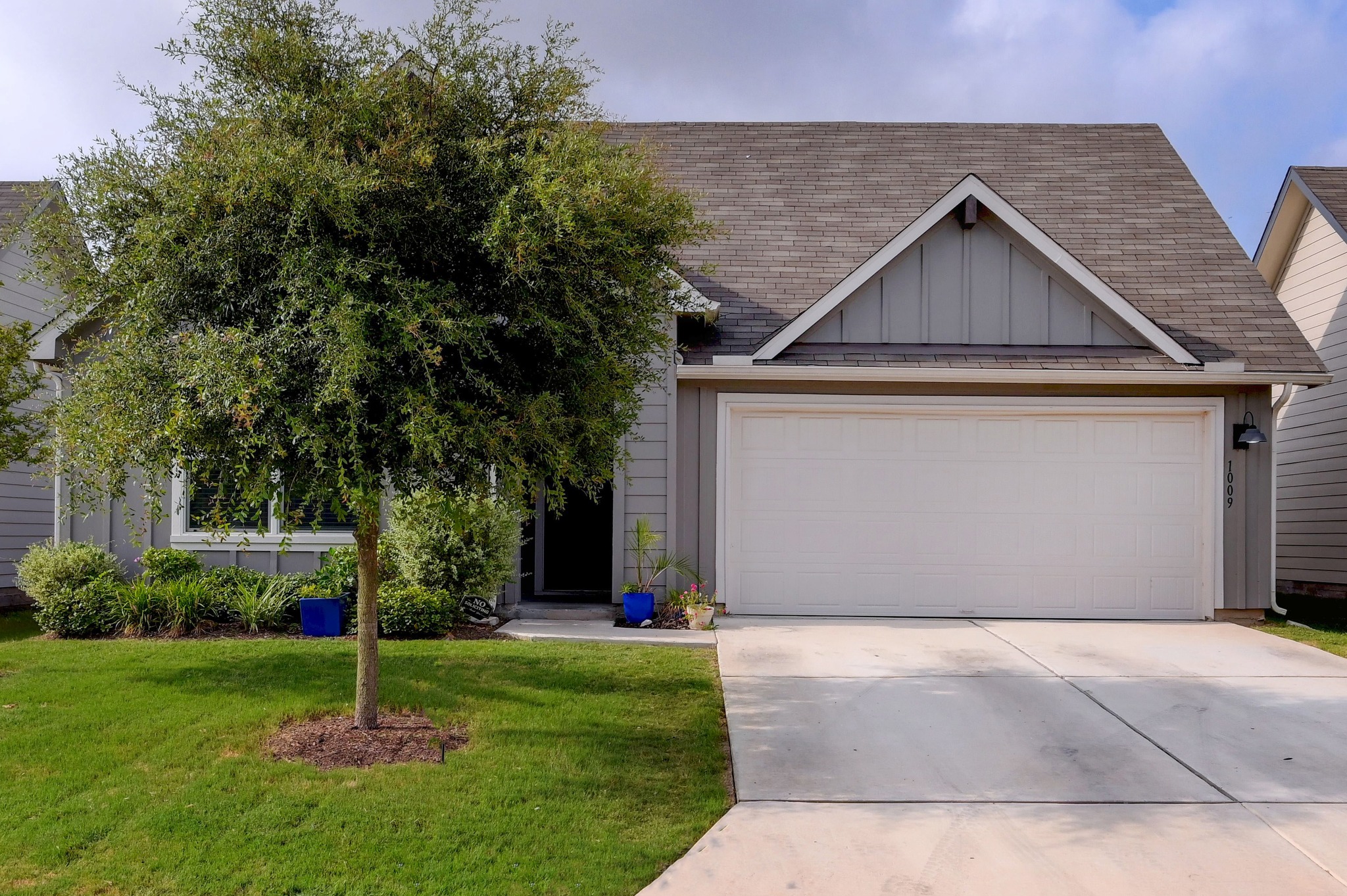 1009 Marvin Way