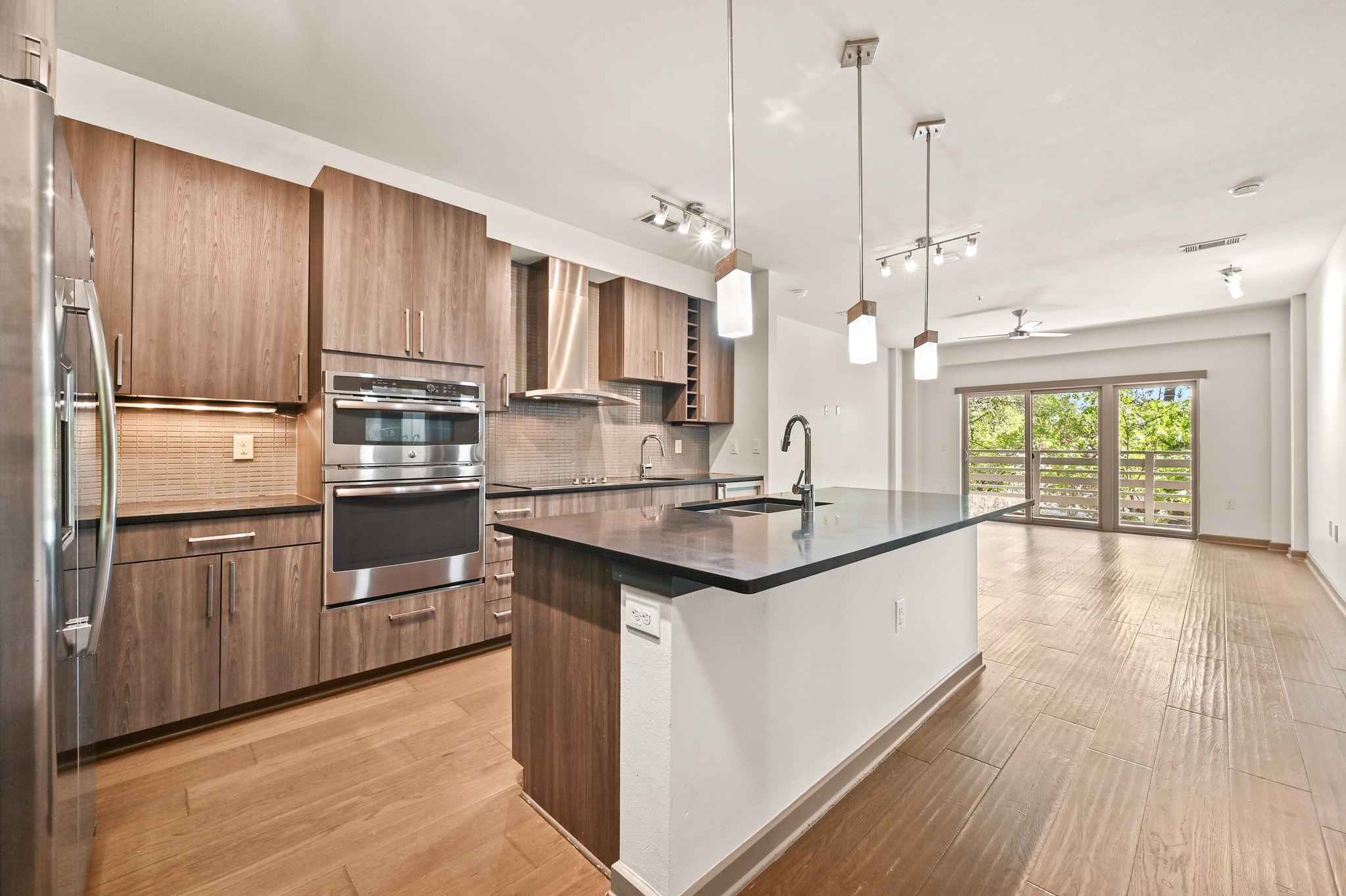 3600 S LAMAR Blvd #213